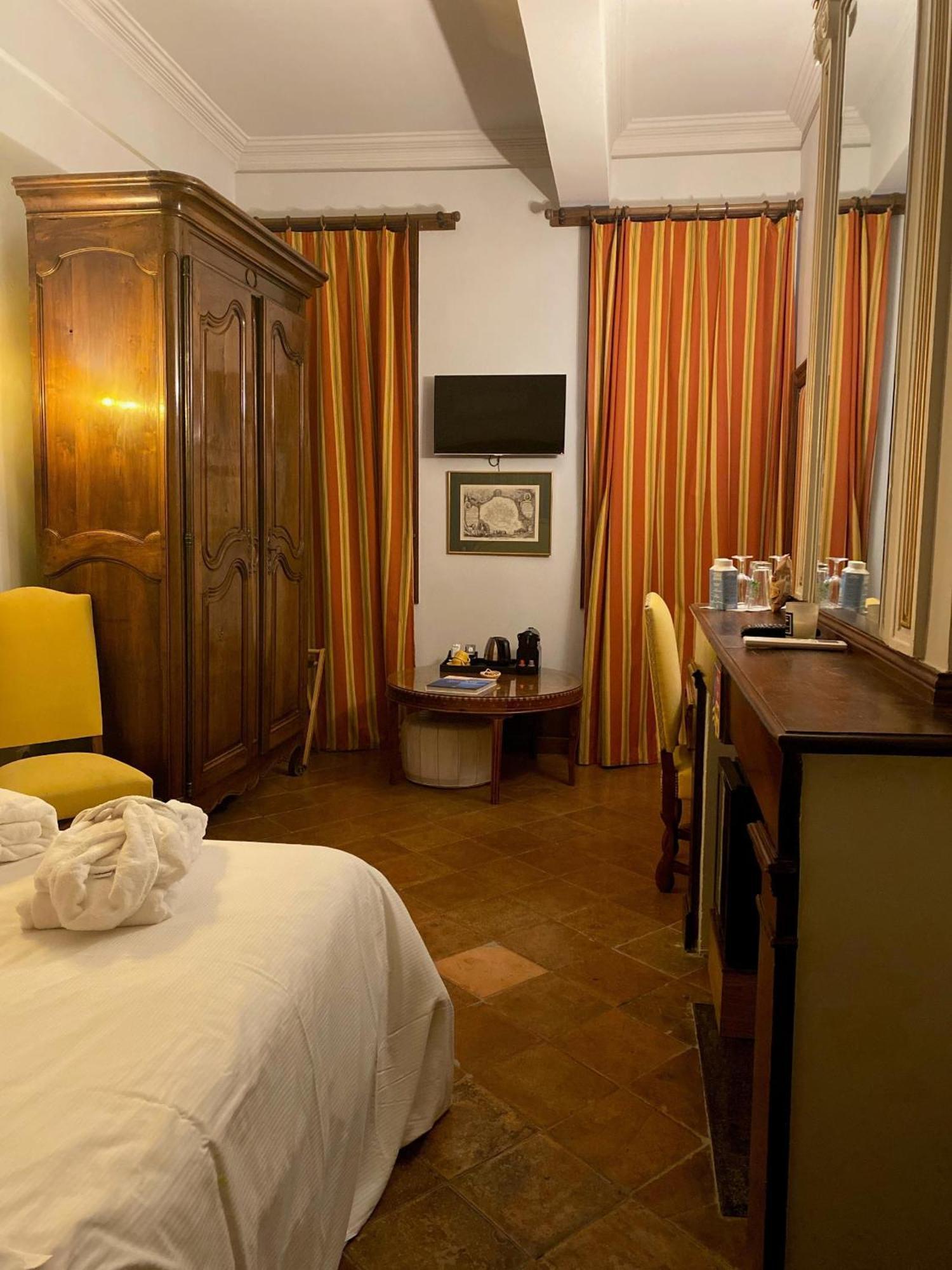 La Maison Des Consuls Mirepoix  Szoba fotó